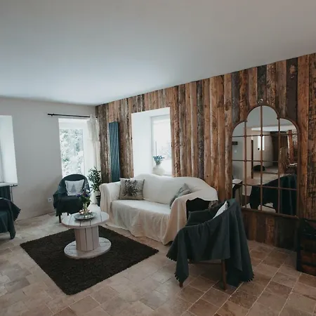 Сasa de vacaciones La Grange Aux Fees *